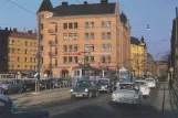 Postkort: Stockholm sporvognslinje 1 i krydset Åsötorget/Skånegatan (1964)