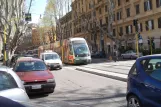 Rom sporvognslinje 8 med lavgulvsledvogn 9240 på Viale Trastevere (2010)