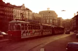 Wien sporvognslinje 5 med ledvogn 719 på Mariahilfer Gürtel (1982)