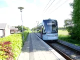 Aarhus letbanelinje L2 med lavgulvsledvogn 1107-1207 på Rude Havvej (2021)