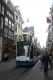 Amsterdam sporvognslinje 1 med lavgulvsledvogn 2014 på Leidsestraat (2006)