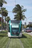 Barcelona sporvognslinje T3 med lavgulvsledvogn 07 på Maria Cristina Avinguda Diagonal, set forfra (2012)