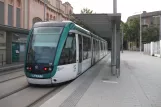Barcelona sporvognslinje T4 med lavgulvsledvogn 17 ved Ciutadella | Vila Olímpica (2012)