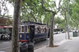 Barcelona turistlinje 55 med motorvogn 8 på Av. del Tibidabo (2012)