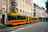 Basel sporvognslinje 10 med ledvogn 240 ved Theater (2003)