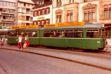 Basel sporvognslinje 7 med ledvogn 604 ved Barfüsserplatz (1981)