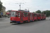 Beograd sporvognslinje 7 med ledvogn 408 på Savski Trg (2008)