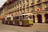 Bern sporvognslinje 9 med ledvogn 15 på Spitalgate (1982)