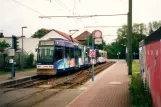 Bielefeld sporvognslinje 3 med ledvogn 573 ved Sieker Mitte (2002)