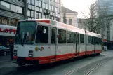 Bochum sporvognslinje 306 med ledvogn 339 på Bongardstraße (2004)