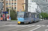 Bratislava sporvognslinje 5 med motorvogn 7937 på Radlinského (2008)