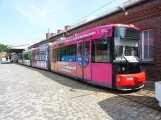 Bremen lavgulvsledvogn 3040 foran remisen Sebaldsbrück (2021)