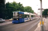 Bremen sporvognslinje 3 med lavgulvsledvogn 3025 ved Herdentor (2002)