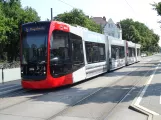 Bremen sporvognslinje 6 med lavgulvsledvogn 3204 ved Am Stern (2021)