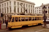 Bruxelles sporvognslinje 8 med motorvogn 7053 på Koningplein (1981)