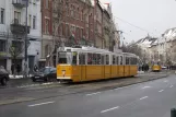 Budapest sporvognslinje 49 med ledvogn 1364 på Bartók Béla út (2013)
