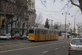 Budapest sporvognslinje 49 med ledvogn 1446 nær Szent Gellért tér - Műegyetem M (2013)