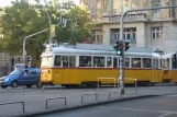 Budapest sporvognslinje 49 med motorvogn 3868 på Károly kötút (2006)