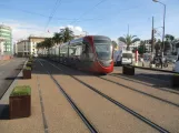 Casablanca sporvognslinje T1 ved Place Mohamed V set bagfra (2018)