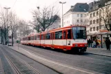 Düsseldorf ekstraregionallinje U76 med ledvogn 4102 ved Krefeld, Rheinstraße (1996)