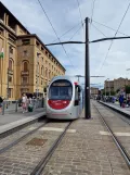 Firenze sporvognslinje T1 med lavgulvsledvogn 2027 ved Alamanni - Stazione (2023)