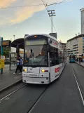 Frankfurt am Main sporvognslinje 14 med lavgulvsledvogn 260 ved Hauptbahnhof (2022)