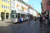 Freiburg im Breisgau sporvognslinje 2 med ledvogn 259 ved Bertoldsbrunne (2008)