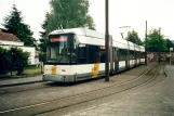 Gent sporvognslinje 1 med lavgulvsledvogn 6311 nær Francisco Ferrerlaan (2002)