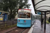 Gøteborg sporvognslinje 8 med ledvogn 372 "Per Nyström" ved Marklandsgatan set bagfra (2020)