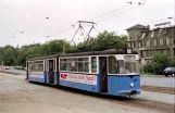 Gotha sporvognslinje 1 med ledvogn 209 nær Hauptbahnhof (1992)