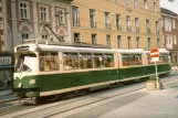 Graz sporvognslinje 7 med ledvogn 7 på Südtiroler platz (1986)