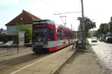 Halle (Saale) ekstraregionallinje 15 med lavgulvsledvogn 623 ved Naumburger Straße (2014)