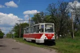 Horlivka sporvognslinje 1 med motorvogn 411 på Orlovska Ulitsa (Orlovs'ka St) (2011)