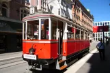 Innsbruck Museumszubringer med motorvogn 1, bagsiden Anichstr. / Rathausgalerien (2010)