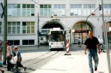 Jena sporvognslinje 5 ved Ernst-Abbe-Platz (2003)