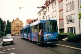 Kassel sporvognslinje 7 med ledvogn 411 ved Rolandstraße (2002)