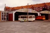 Kiel arbejdsvogn 196 foran remisen Betriebshof Gaarden (1981)