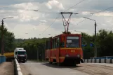 Kostjantynivka sporvognslinje 3 med motorvogn 001 på Yemelianova St (2012)