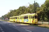 Kraków sporvognslinje 22 med ledvogn 160 på aleja Solidarności (2005)