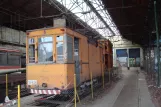 Lille tårnvogn 912 inde i depotremisen Saint Maur, set forfra (2008)