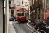 Lissabon Colinas Tour med motorvogn 6 på Rua Poiais de São Bento (2013)