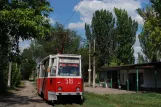 Mariupol sporvognslinje 10 med motorvogn 516 ved Zaozerna St (2012)