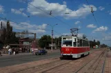 Mariupol sporvognslinje 13 med motorvogn 515 på Prospekt Illicha (2012)