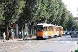 Milano sporvognslinje 12 med ledvogn 4826 på Via Cenisio (2009)