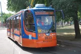 Moskva sporvognslinje 37 med motorvogn 2623 på Krasno-kazarmennaya pl. (2018)
