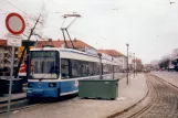 München sporvognslinje 19 med lavgulvsledvogn 2146 ved St.-Veit-Straße (1998)