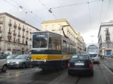 Napoli sporvognslinje 2 med motorvogn 1022 på Corso Giuseppe Garribaldi (2014)