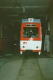 Naumburg (Saale) motorvogn 27 inde i remisen Naumburger Straßenbahn (Heinrich-von-Stephan-Platz) (1993)
