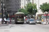 New Orleans linje 12 St. Charles Streetcar med motorvogn 914 på Carondelet street (2010)