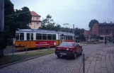 Nordhausen sporvognslinje 2 med ledvogn 92 på Grimmelallee (2000)